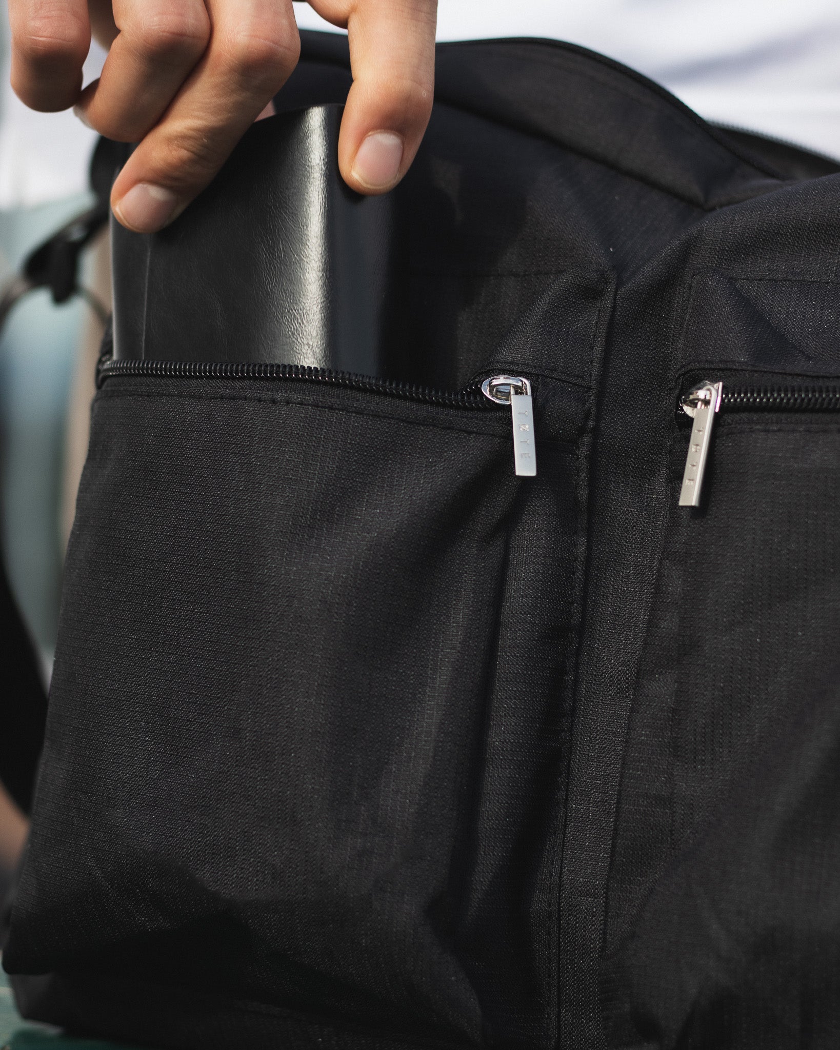Zipper Bag | Black – TØTE