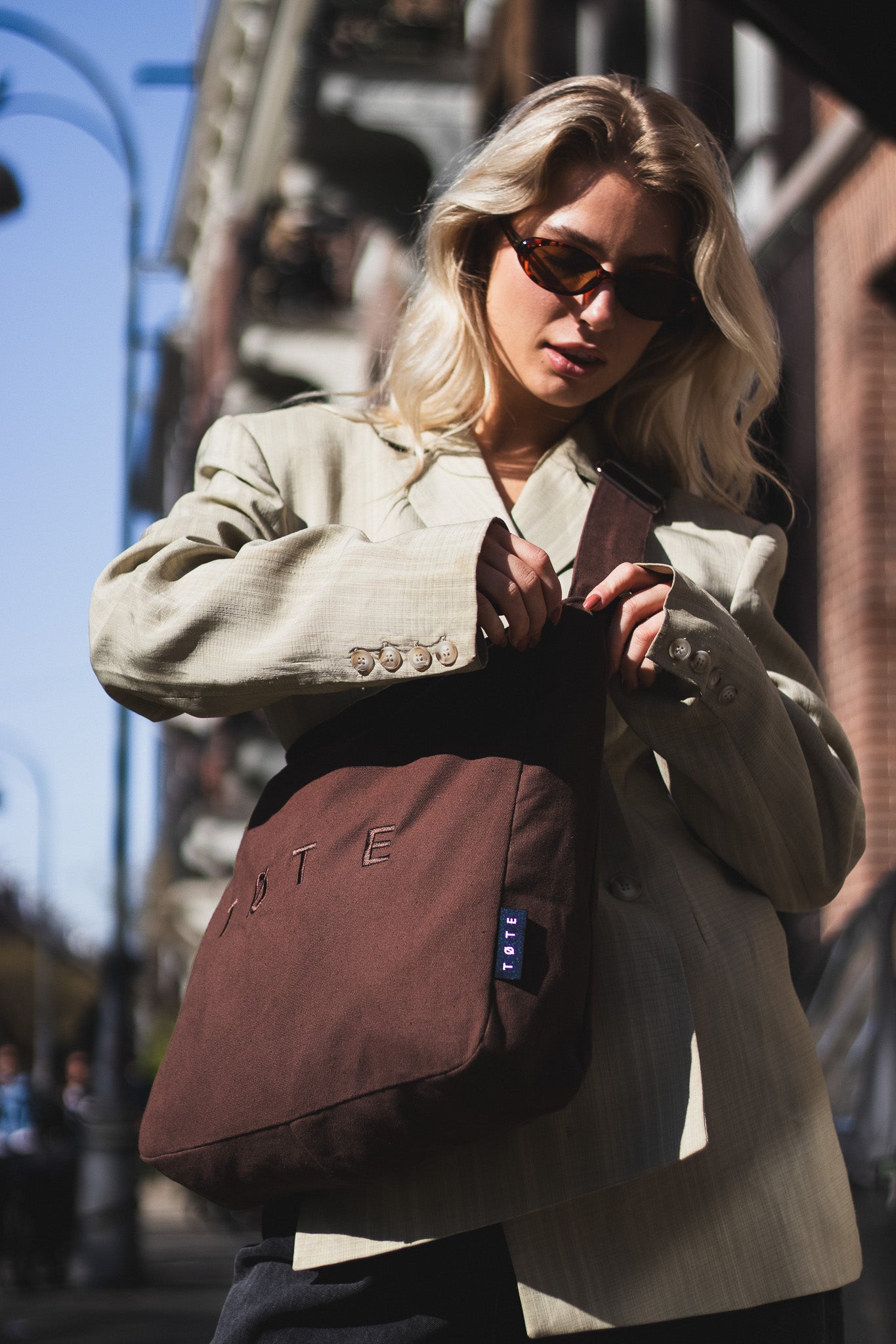 ALTA | Brown